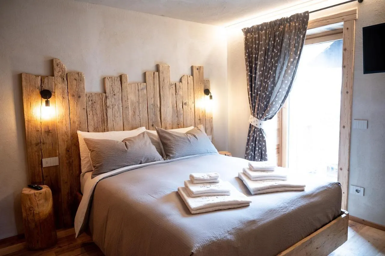 Residenza Dell'Aquila - Appartamento Vezza dʼOglio 0*,  Italia