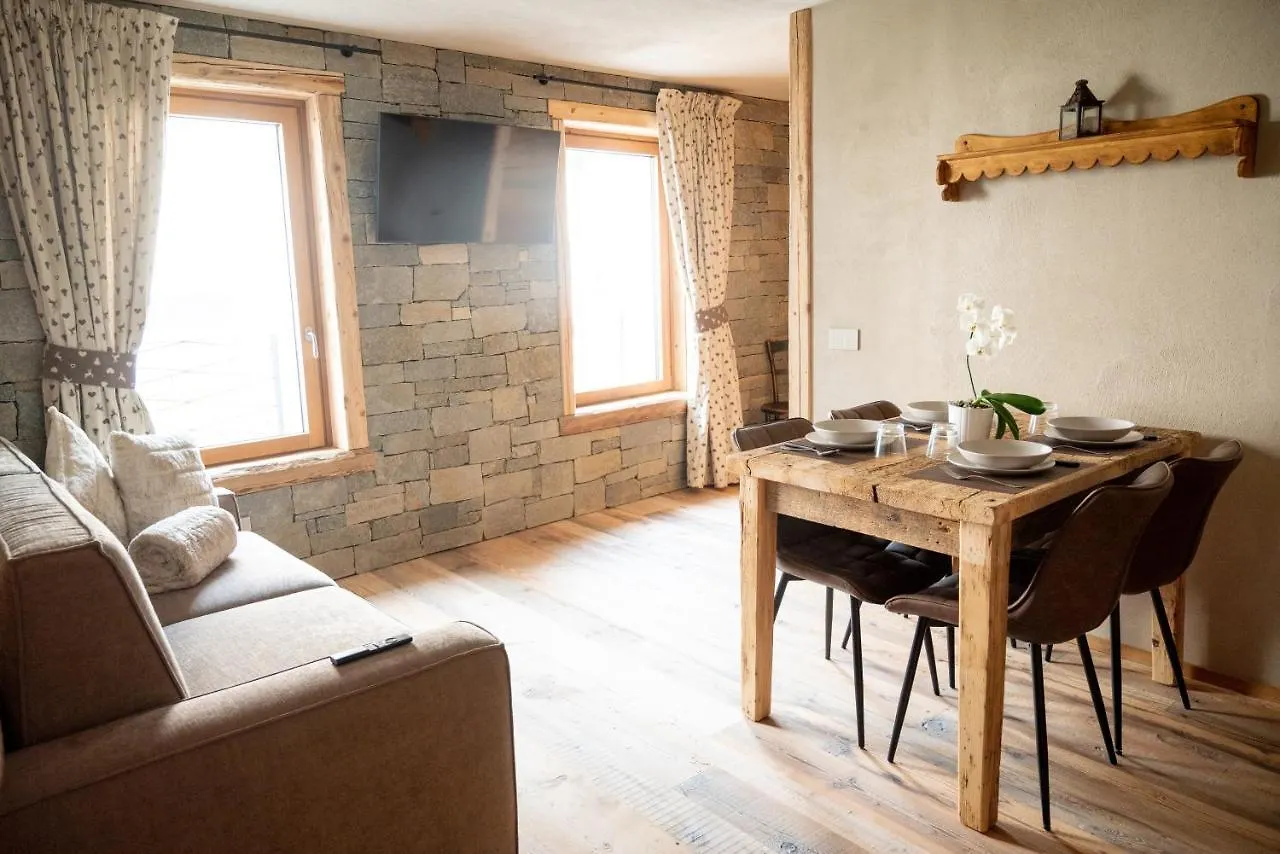 Residenza Dell'Aquila - Appartamento Vezza dʼOglio 0*,
