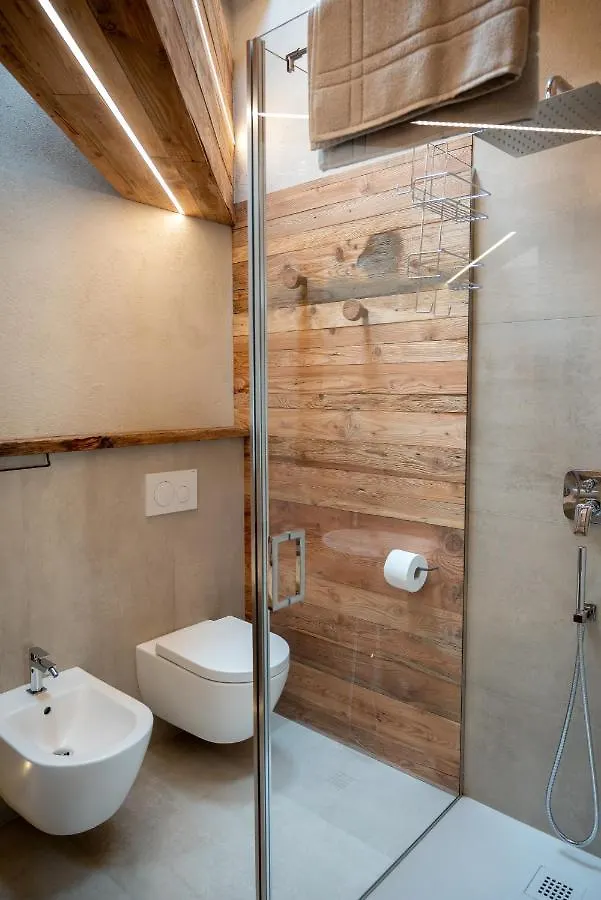 Residenza Dell'Aquila - Appartamento Vezza dʼOglio 0*,